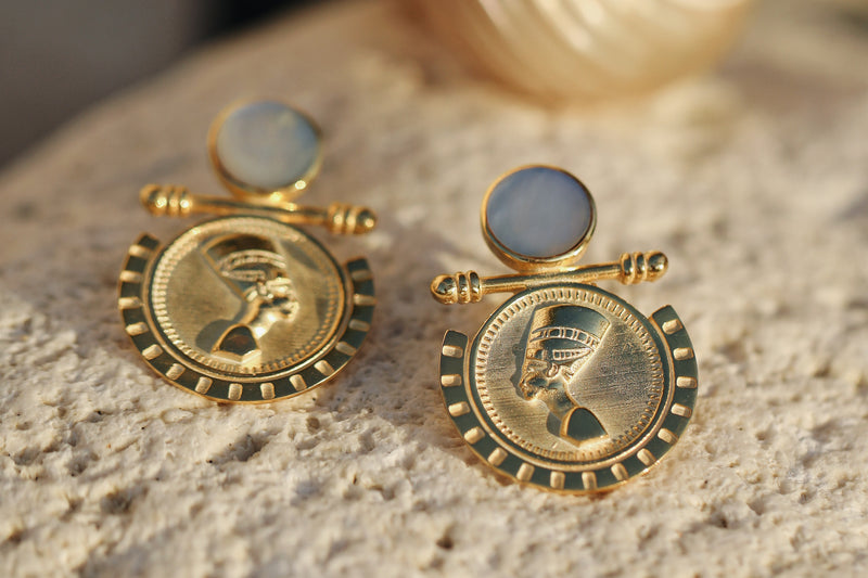 Earrings "Nefertiti" gold
